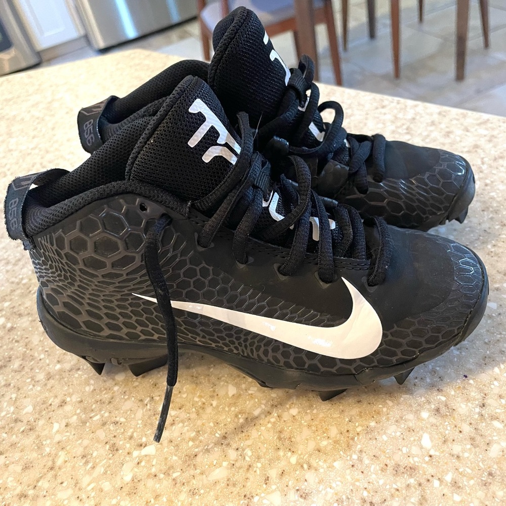 Nike baseball cleats